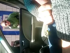 Lány, barna haj, sze ...