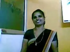 A lány videó pornó t ...